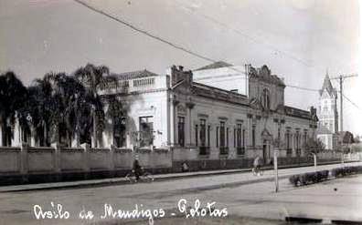 Edifício histórico da instituição
